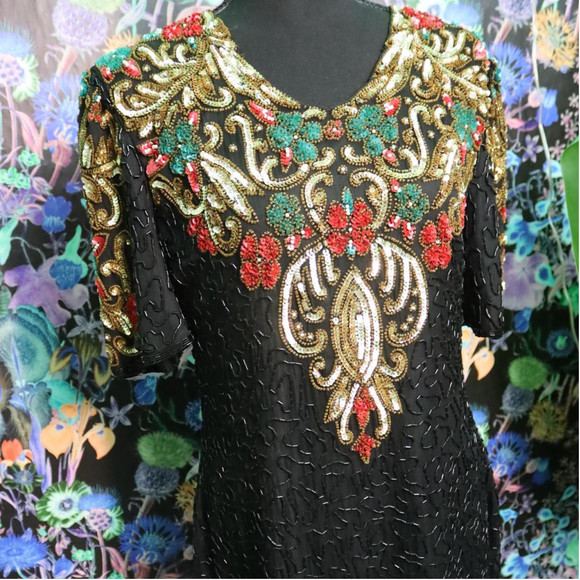 Dresses - Picture 8 of 8